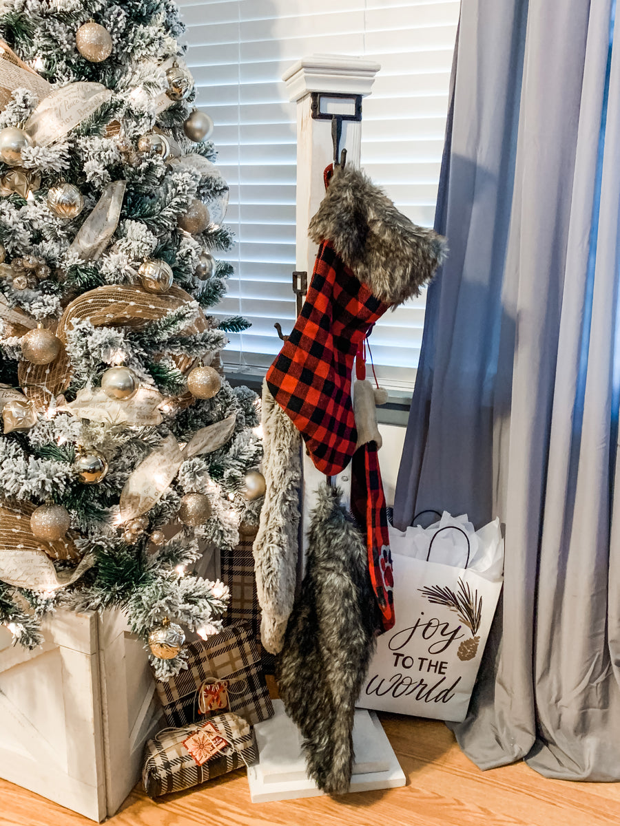 STOCKING HOLDER Pine Level Rustics